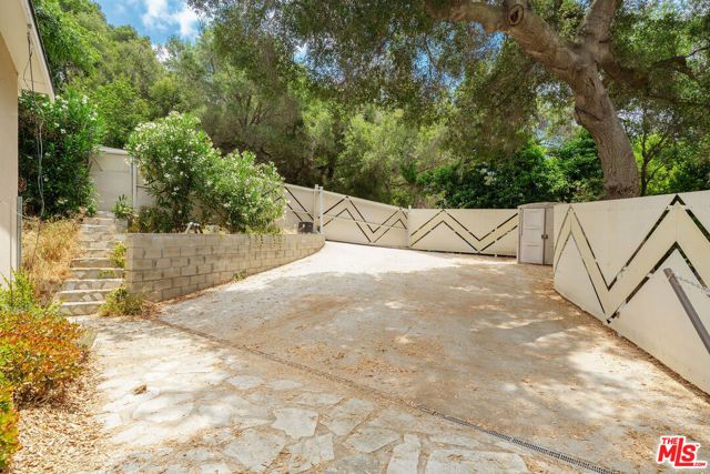 360 N Topanga Canyon Boulevard, Topanga (los Angeles), CA 90290