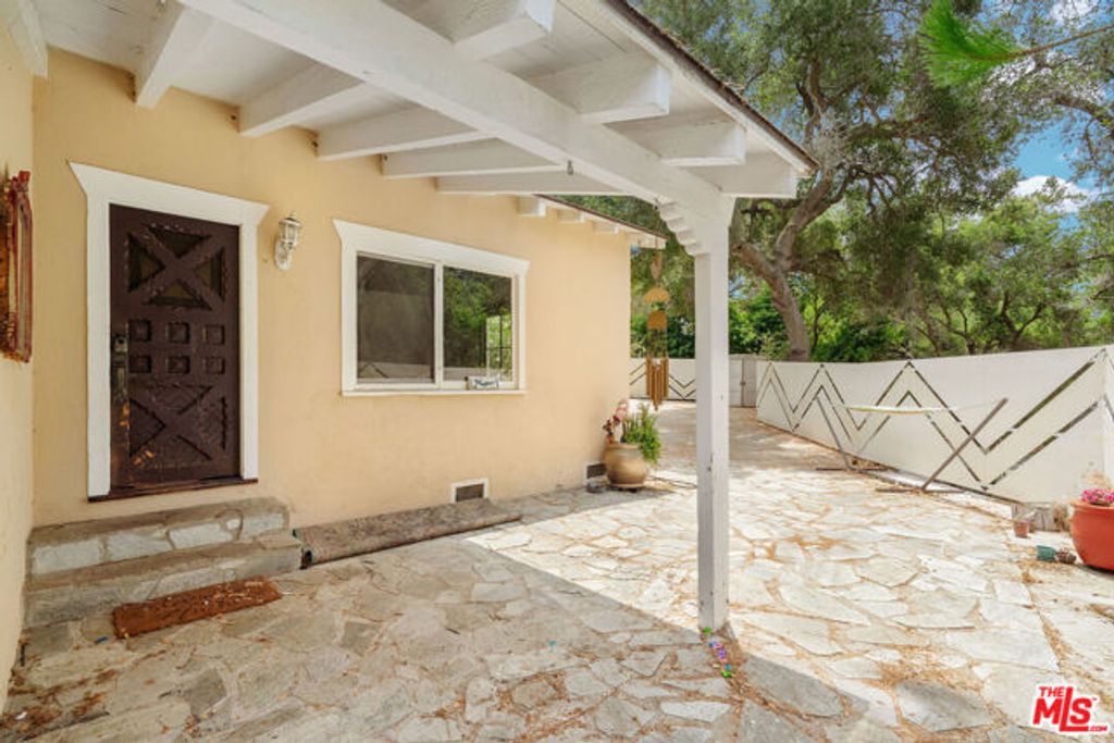 360 N Topanga Canyon Boulevard, Topanga (los Angeles), CA 90290