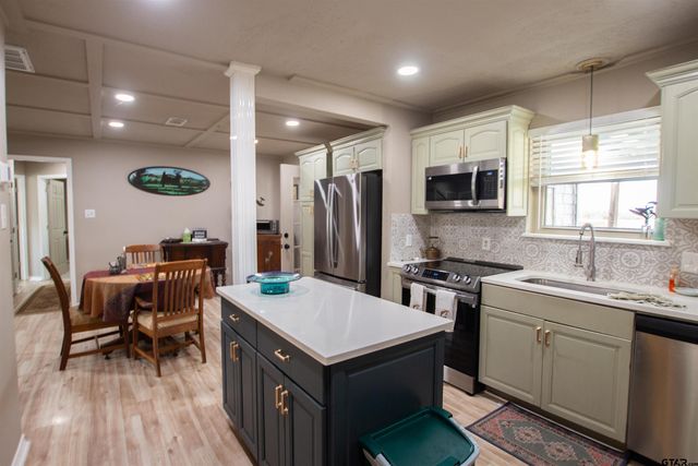 344 Egret Cir, East Tawakoni, TX 75472