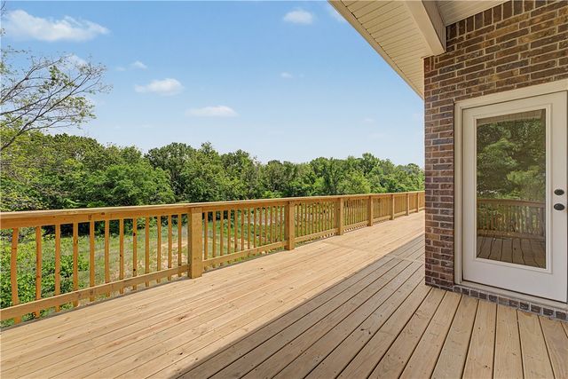 2895 Roe Deer Street, Springdale, AR 72762