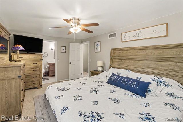 22344 Brookfield Drive, South Lyon, MI 48178