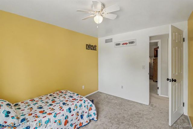 22344 Brookfield Drive, South Lyon, MI 48178