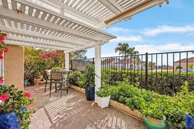 1225 via Rafael, San Marcos, CA 92078