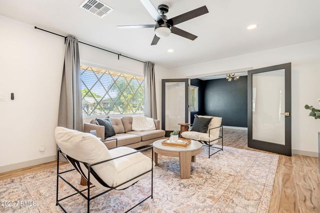 7018 N 13TH Street, Phoenix, AZ 85020