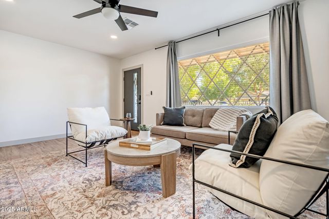 7018 N 13TH Street, Phoenix, AZ 85020