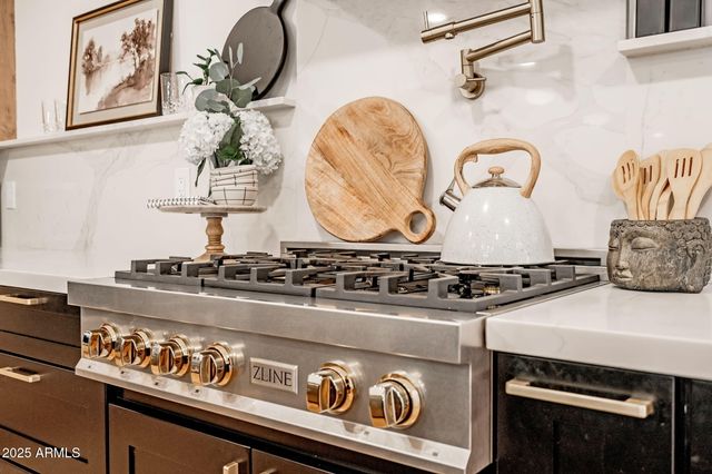 7018 N 13TH Street, Phoenix, AZ 85020