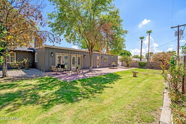 7018 N 13TH Street, Phoenix, AZ 85020