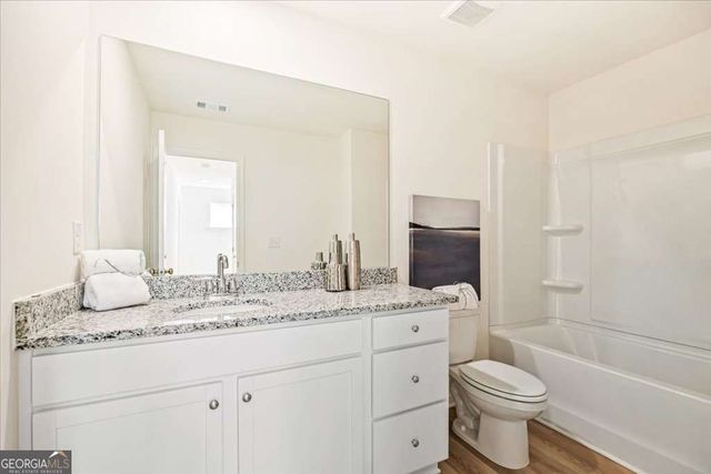 1905 Victoria Way 114, Conyers, GA 30013