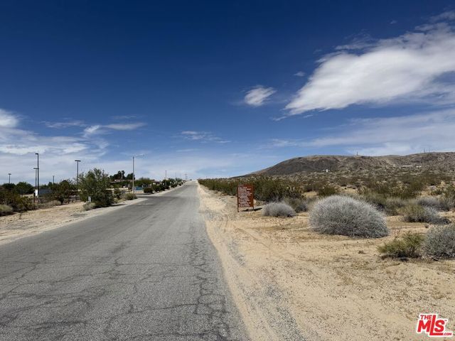 6175 Rotary Way, Joshua Tree, CA 92252