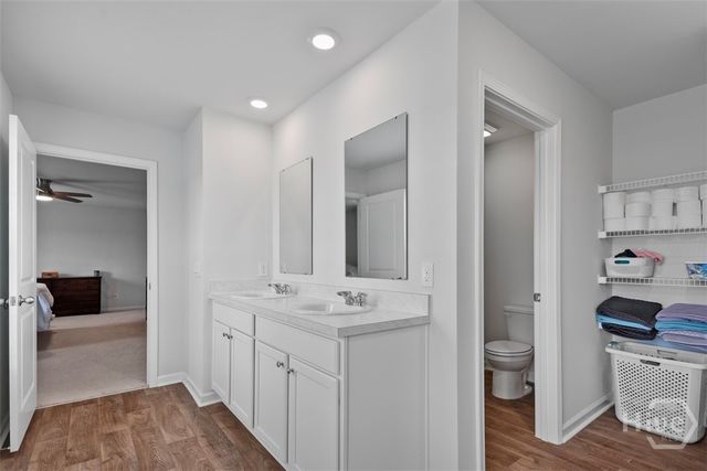 228 Skylark Road, Bloomingdale, GA 31302