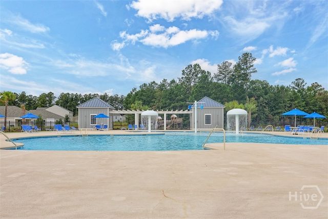 228 Skylark Road, Bloomingdale, GA 31302