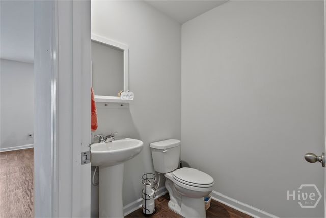228 Skylark Road, Bloomingdale, GA 31302