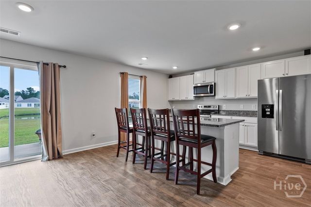 228 Skylark Road, Bloomingdale, GA 31302