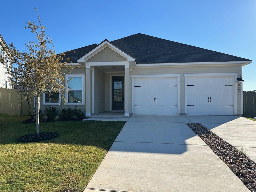 9321 Gladsome PATH, Manor, TX 78653