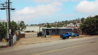 1424 Presioca Street, Spring Valley, CA 91977