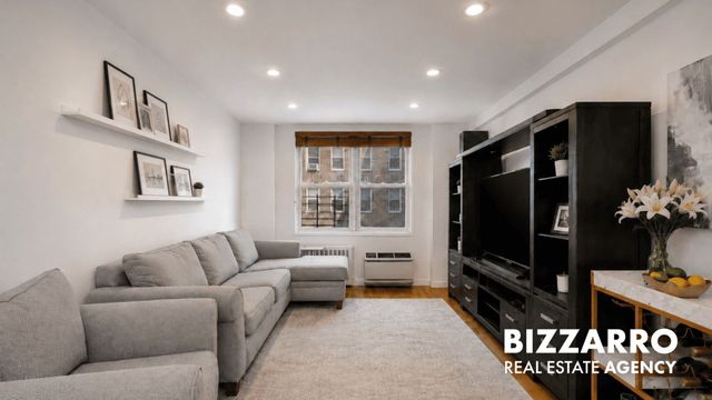 3185 Crescent St Apt 215, New York City, NY 11106