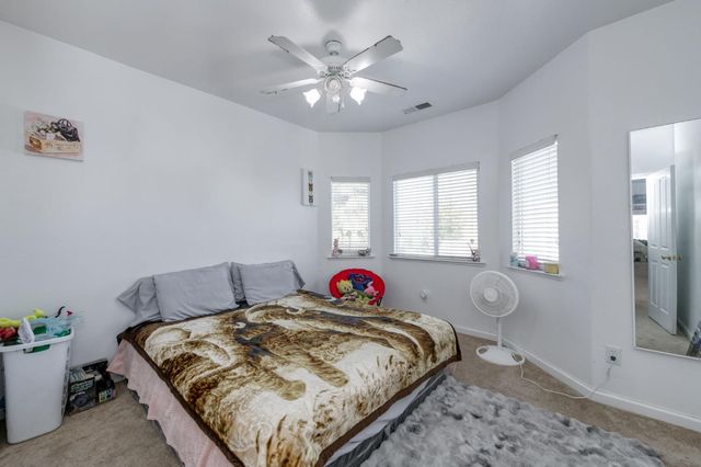 5524 N Olinda Avenue, Fresno, CA 93723