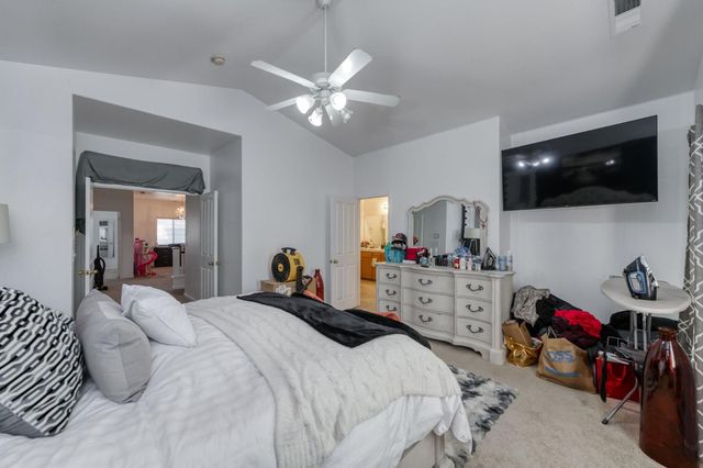 5524 N Olinda Avenue, Fresno, CA 93723