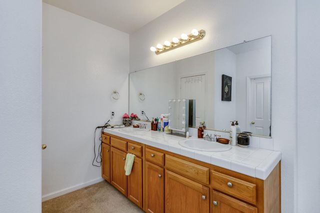 5524 N Olinda Avenue, Fresno, CA 93723