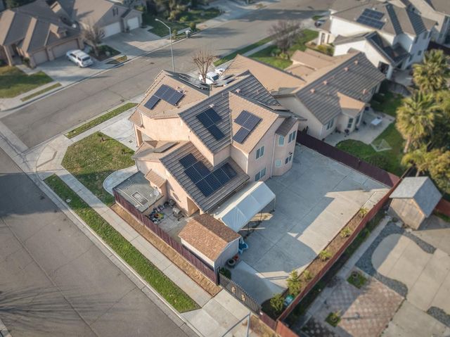 5524 N Olinda Avenue, Fresno, CA 93723