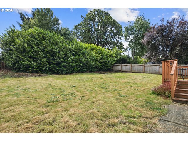 816 BUCHANAN St, Oregon City, OR 97045