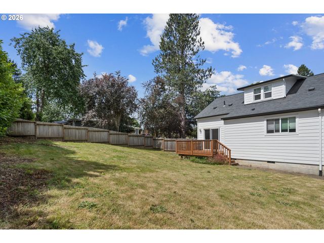816 BUCHANAN St, Oregon City, OR 97045