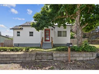 816 BUCHANAN St, Oregon City, OR 97045