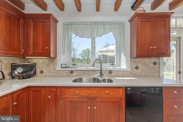 1193 SWAMP RD, Furlong, PA 18925