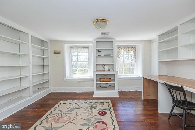 1193 SWAMP RD, Furlong, PA 18925
