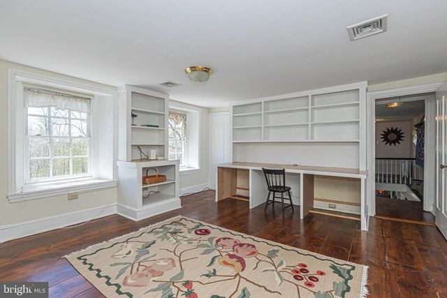 1193 SWAMP RD, Furlong, PA 18925
