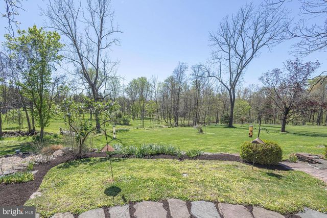 1193 SWAMP RD, Furlong, PA 18925