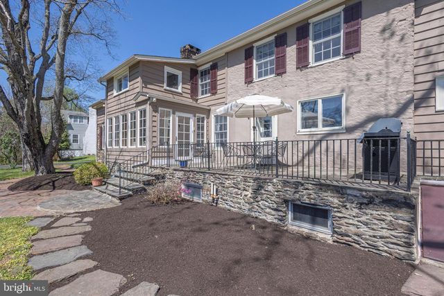 1193 SWAMP RD, Furlong, PA 18925