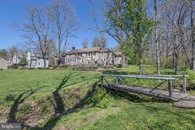 1193 SWAMP RD, Furlong, PA 18925