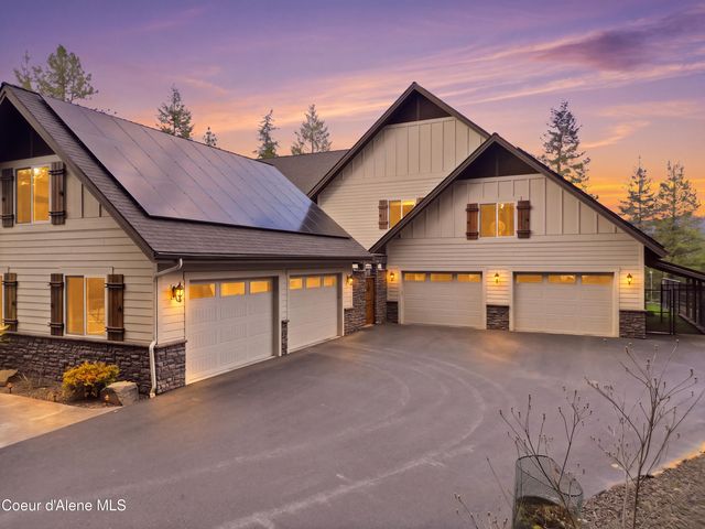 15183 N Morgan LN, Hayden, ID 83835