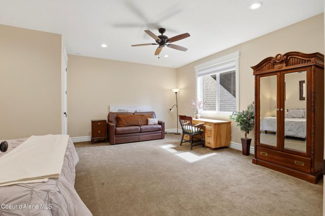 15183 N Morgan LN, Hayden, ID 83835