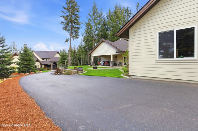 15183 N Morgan LN, Hayden, ID 83835