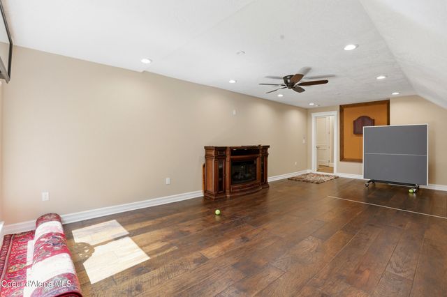 15183 N Morgan LN, Hayden, ID 83835