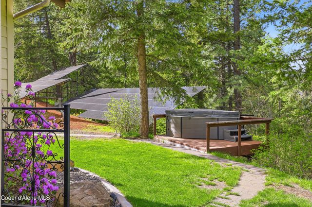 15183 N Morgan LN, Hayden, ID 83835
