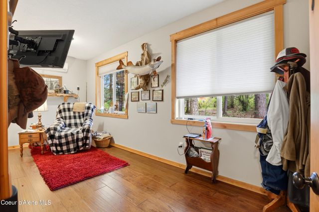 15183 N Morgan LN, Hayden, ID 83835