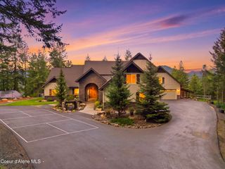 15183 N Morgan LN, Hayden, ID 83835