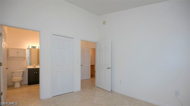 1555 Blue Point AVE 6, Naples, FL 34102