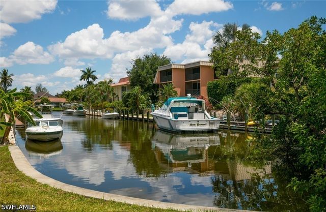 1555 Blue Point AVE 6, Naples, FL 34102