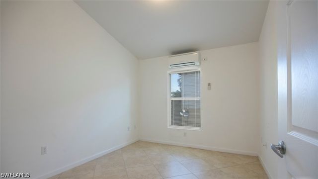 1555 Blue Point AVE 6, Naples, FL 34102