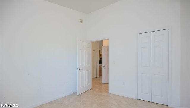 1555 Blue Point AVE 6, Naples, FL 34102