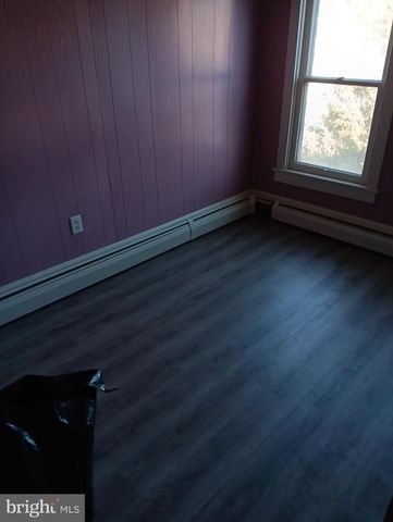 931 W SPRUCE ST, Coal Township, PA 17866