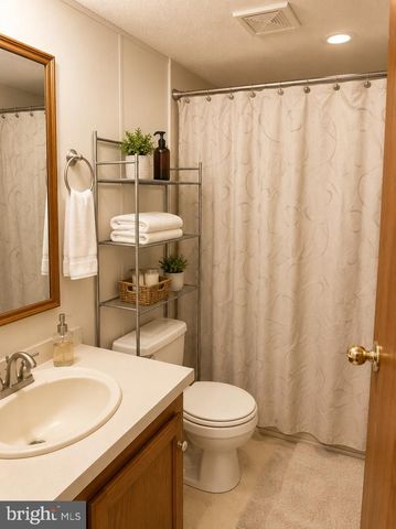 11 SPRING DR, Shippensburg, PA 17257