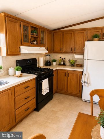 11 SPRING DR, Shippensburg, PA 17257