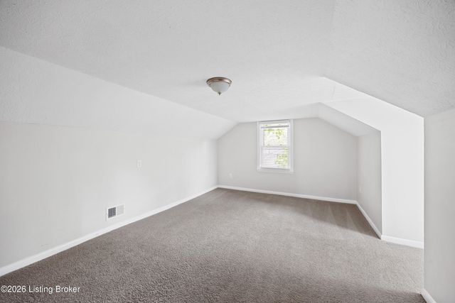 5301 Alpine Way, Louisville, KY 40214