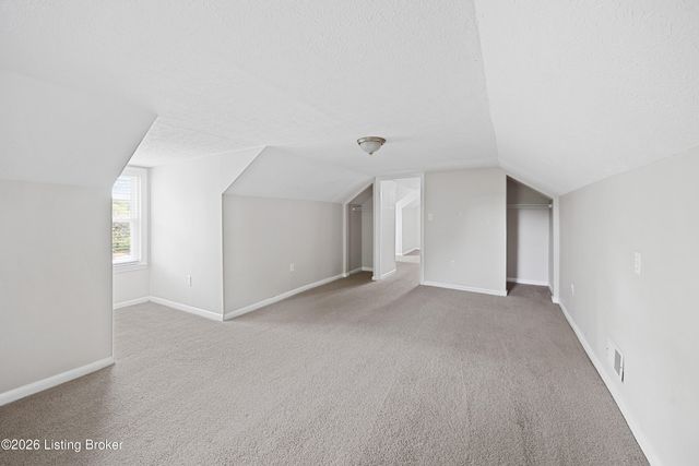 5301 Alpine Way, Louisville, KY 40214