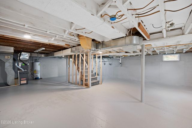 5301 Alpine Way, Louisville, KY 40214